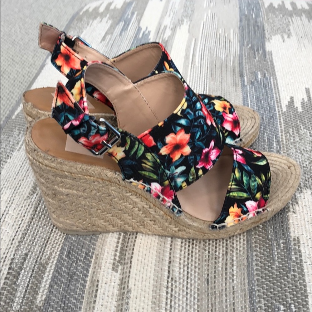 Dolce vita wedge